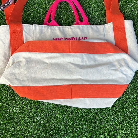 VICTORIAS SECRET Double Handle Canvas Tote - Picture 5 of 11